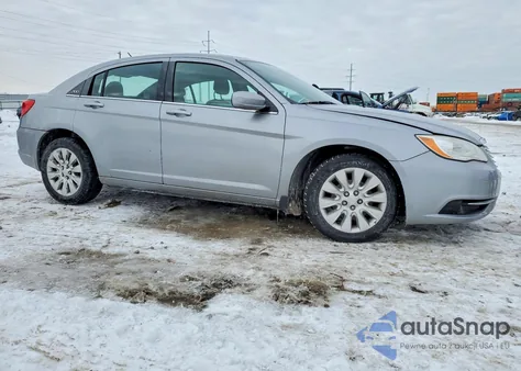 2014 Chrysler 200 Lx из США, поврежденный, VIN 1C3CCBAB9EN141793